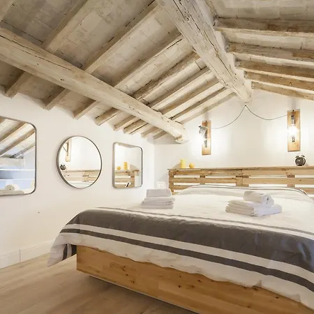 San Lorenzo With Private Terrace Florence